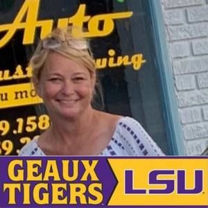 Meet your Posher, Shelly